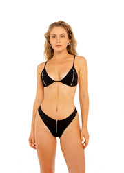 black bikini swimwear kiss n thrill kissnthrill body type body shape recycled vacation outfit curvy sustainable