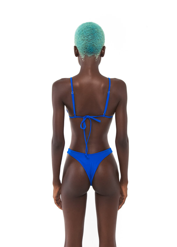 blue bikini swimwear kiss n thrill kissnthrill body type body shape recycled vacation outfit curvy sustainable